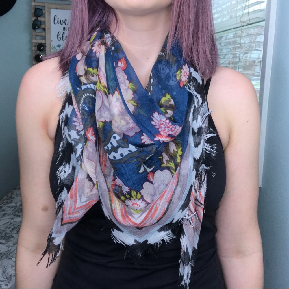 Scarf